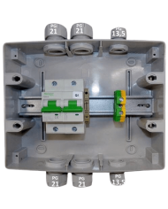 Veiligheidsbox voor 125A / 48V-batterijen Veiligheidsbox voor 125A / 48V-batterijen